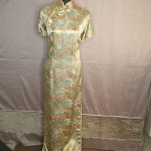 PEONY‎ TRADITIONAL  Oriental Gown